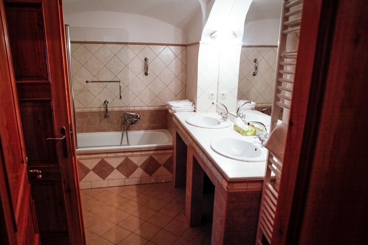 Apartamento Erzsébet Pince Tokaj Exterior foto